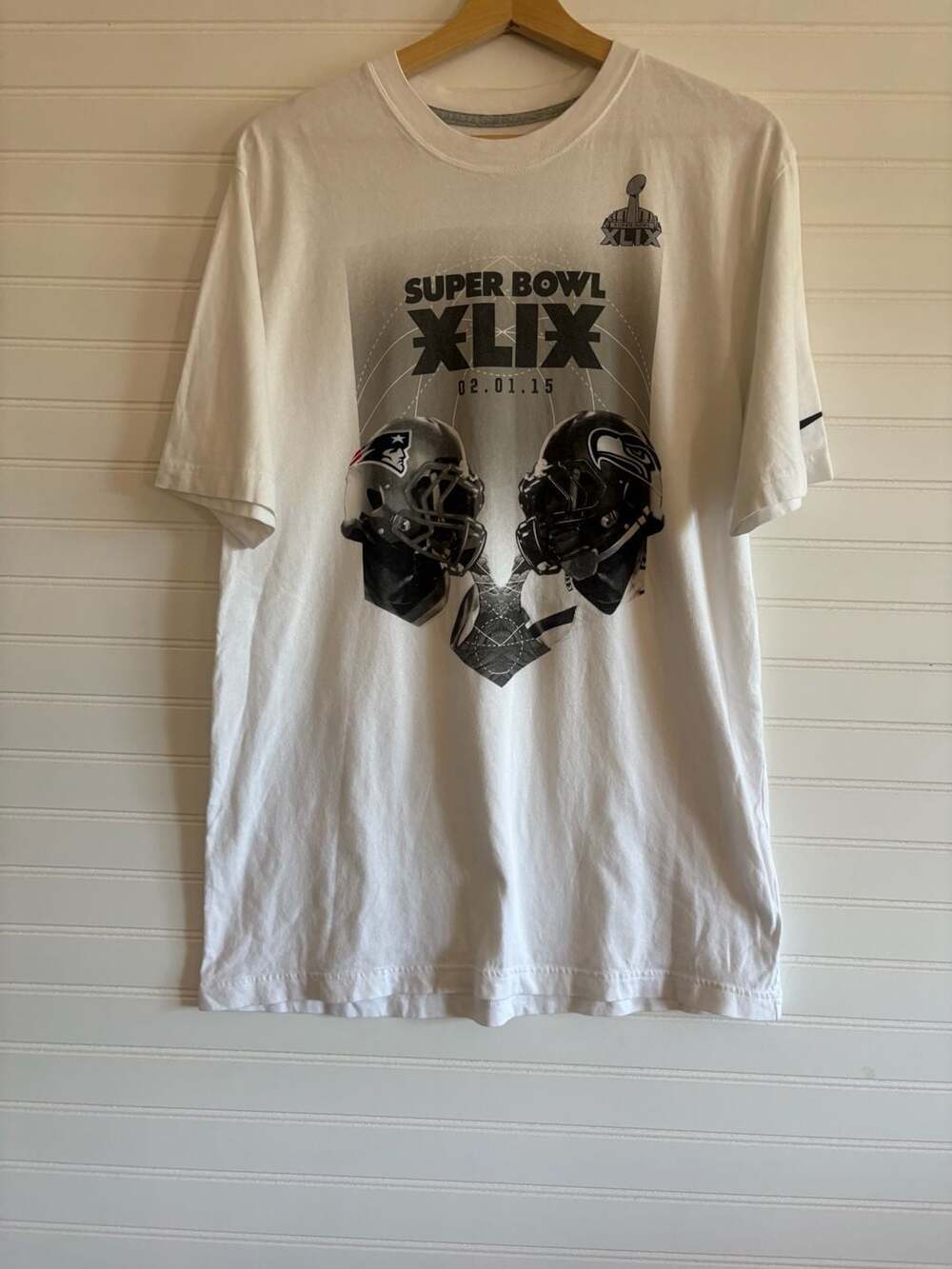 NIKE NFL New England Patriots Super Bowl 49 XLIX Champions TshirtMens XXL